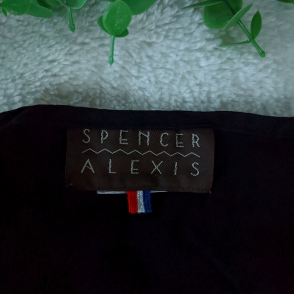 Vintage Spencer Alexis Black and Gold Embroidered Sweater Size 12 - Picture 4 of 10
